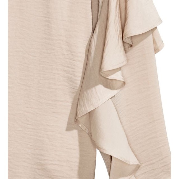 H&M CONSCIOUS Satin Blouse with Ruffle Sleeves size 12 - Picture 3 of 11